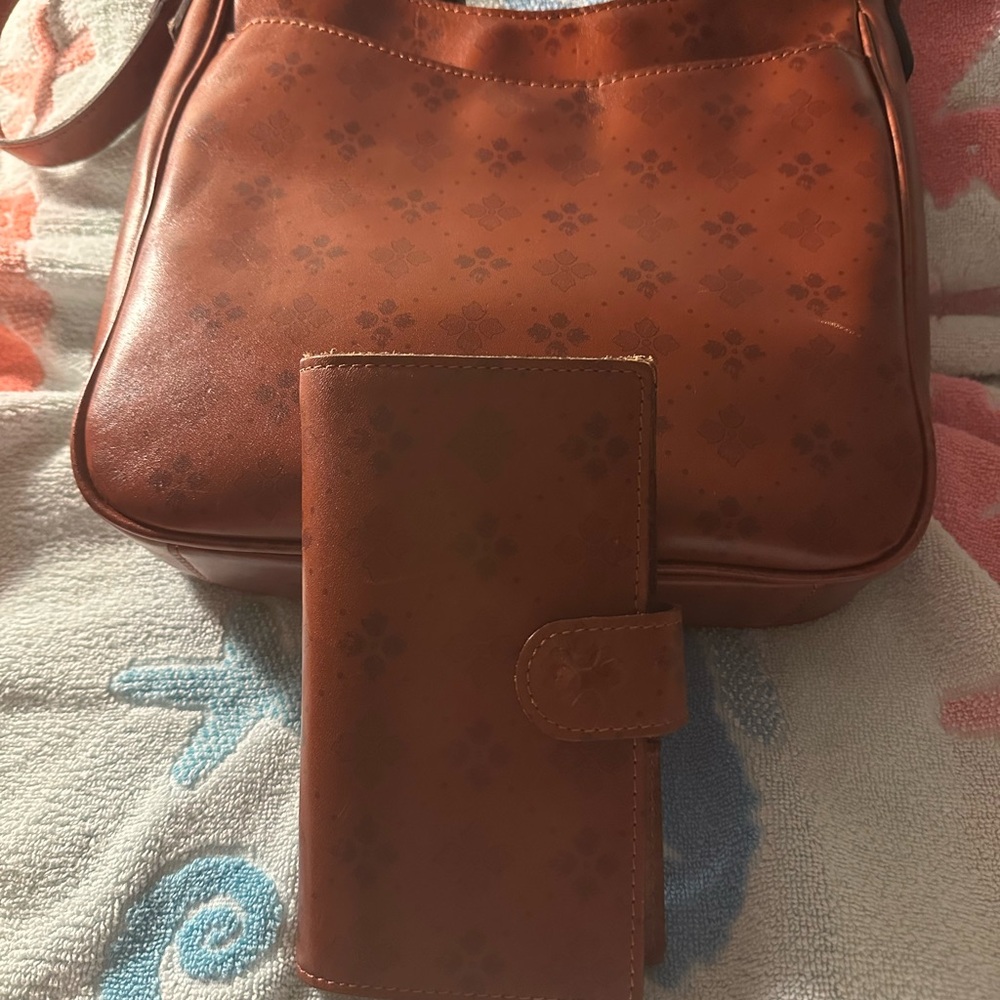 Patricia Nash Rich Brown Leather Shoulder Bag with matching wallet